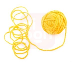 Novelo de Lã Amarela